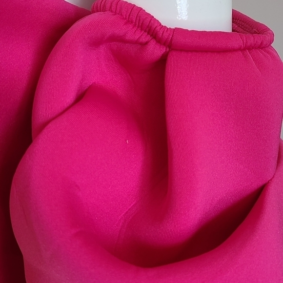 CQ BY CQ Mid Length Barbie Pink Off The Shoulder Cocktail Dress Size Small NWT - Picture 7 of 13